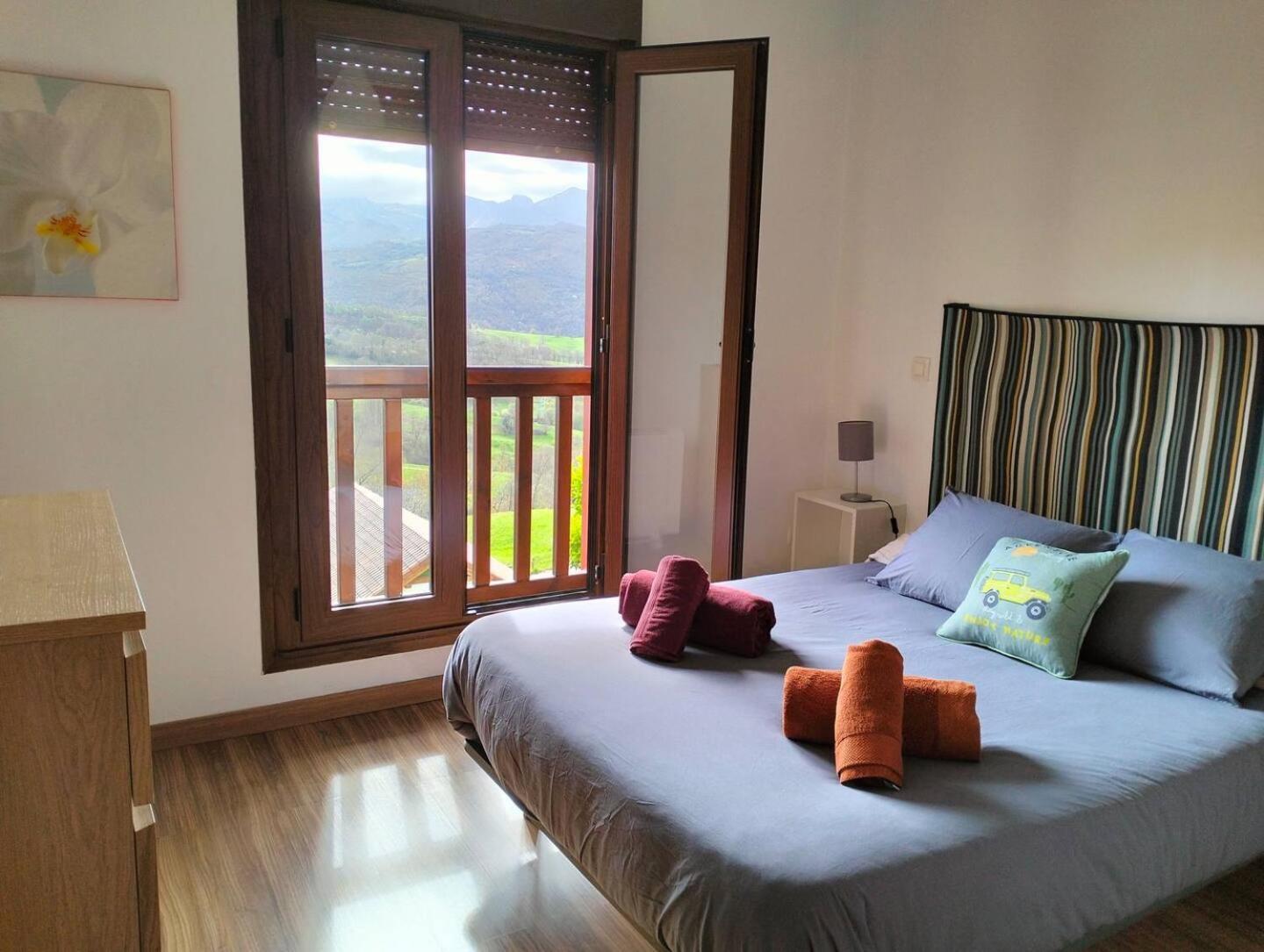 Penzion La Casa De Nuria Onís Exteriér fotografie