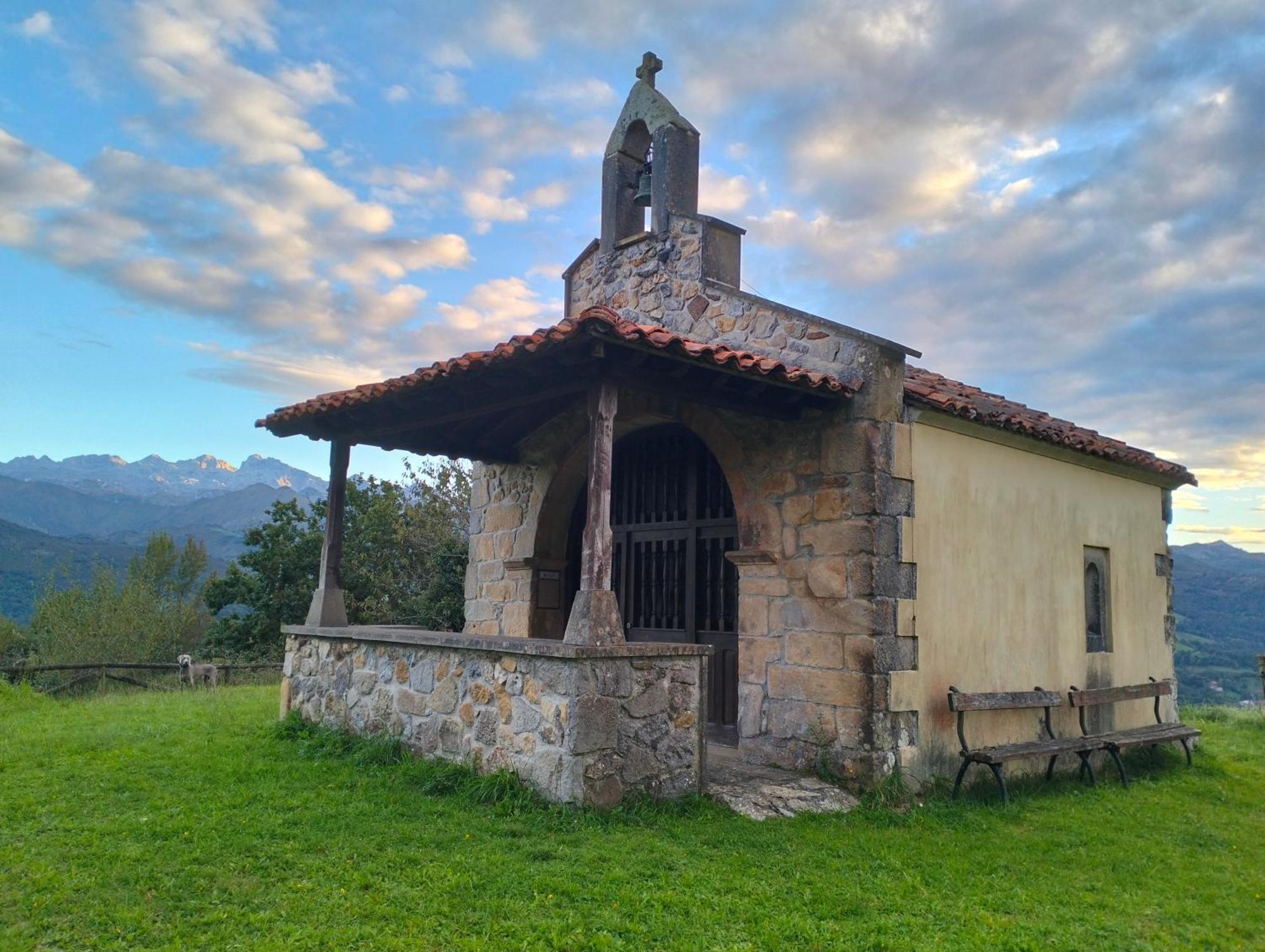 Penzion La Casa De Nuria Onís Exteriér fotografie